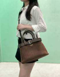 Picture of Prada Handbags _SKUfw171854654fw